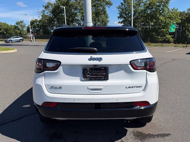Used 2023 Jeep Compass Limited AWD/4WD image 6