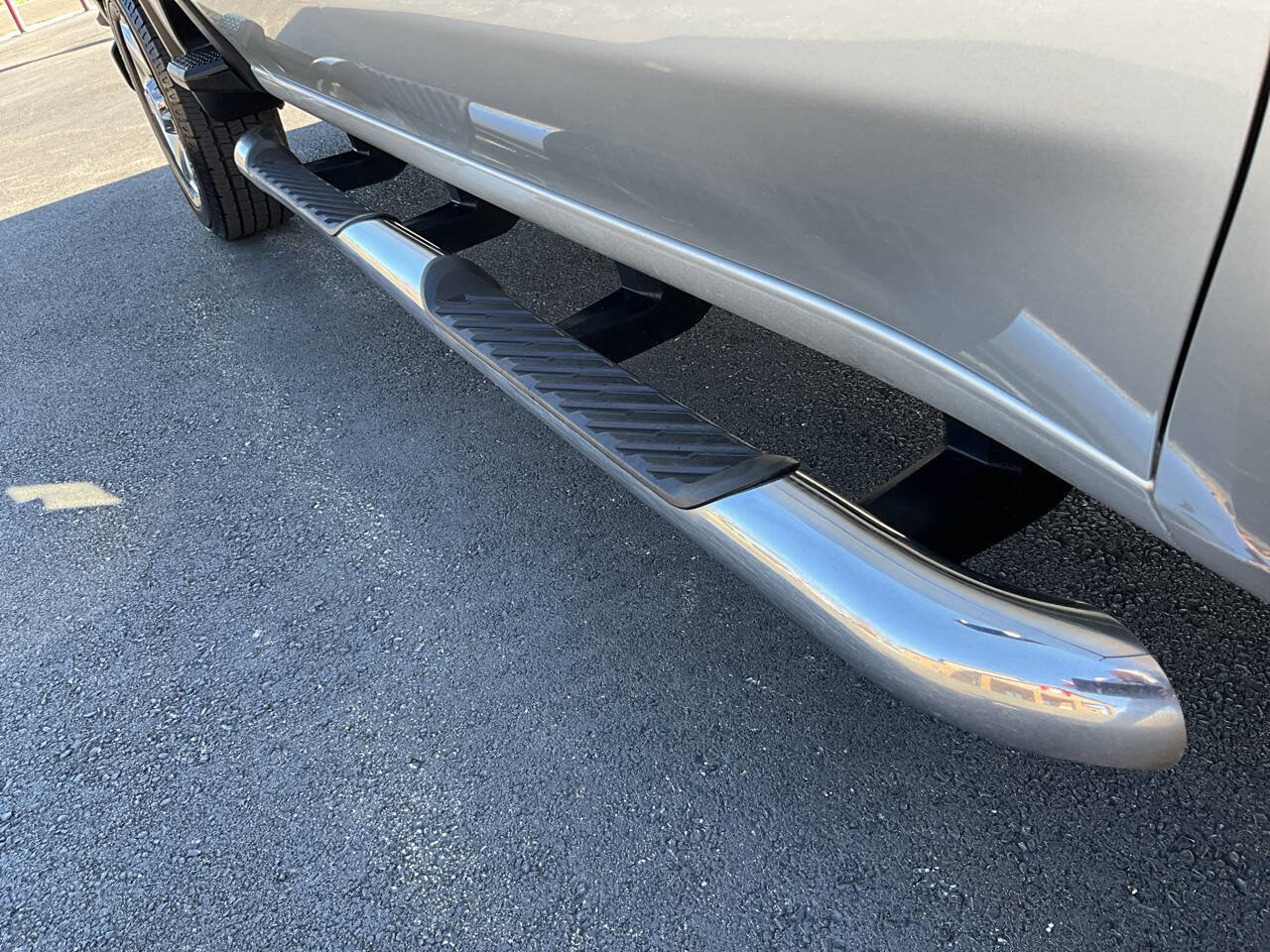 Used 2020 Chevrolet Silverado 2500 LTZ w/ LTZ Premium Package image 47