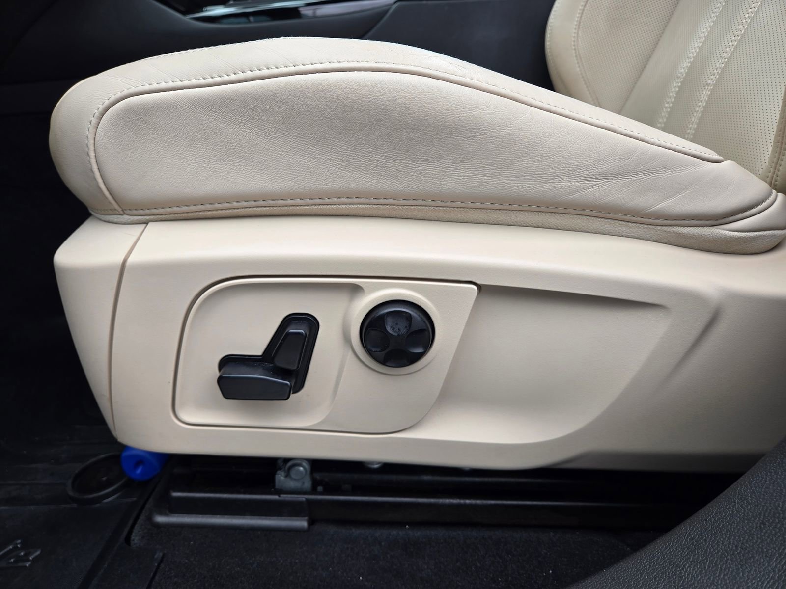 Used 2019 Maserati Levante GranSport image 27