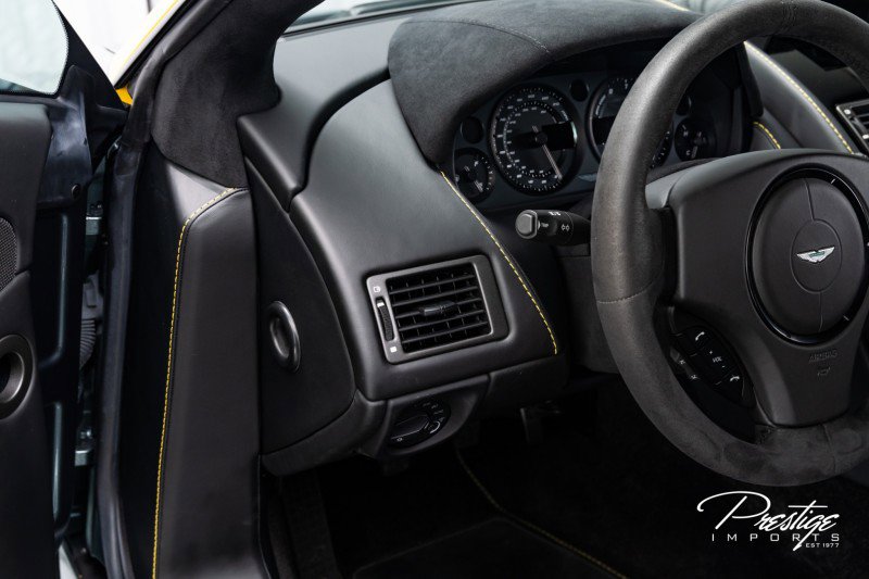 Used 2015 Aston Martin V8 Vantage GT image 31