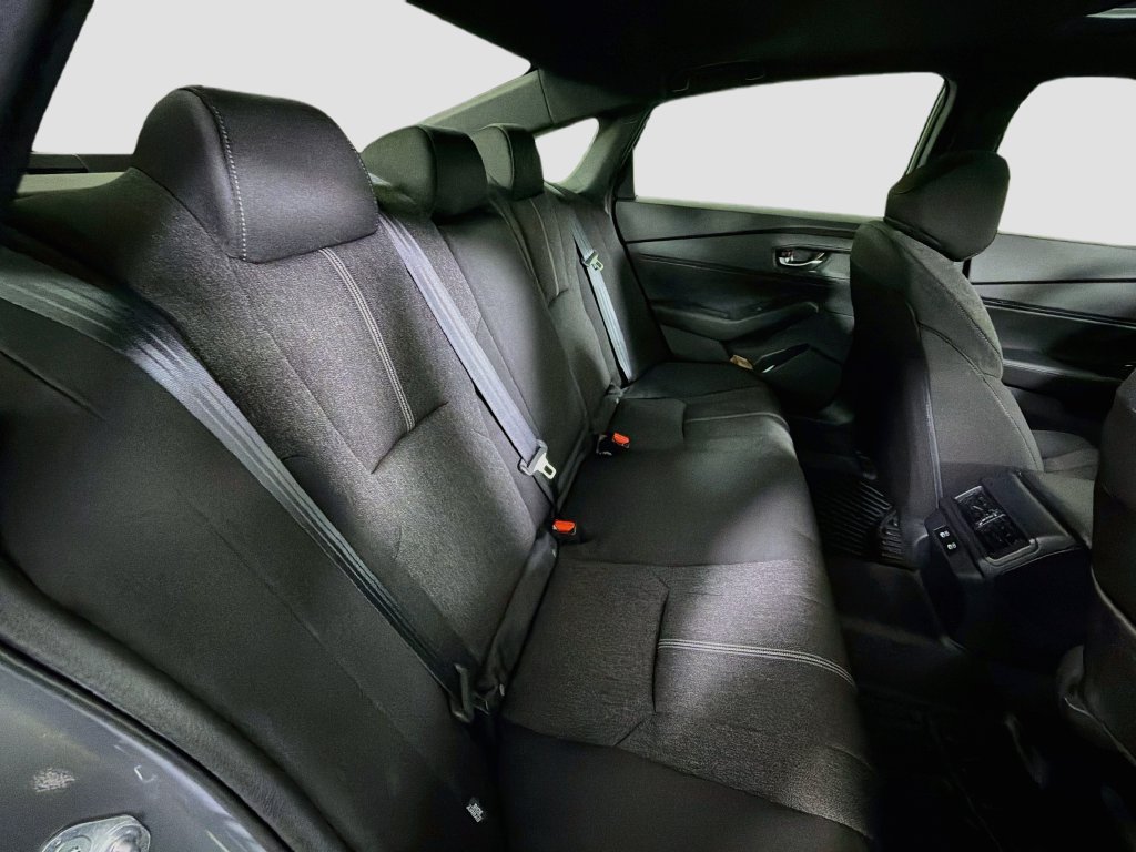 Used 2025 Honda Accord Sport image 27