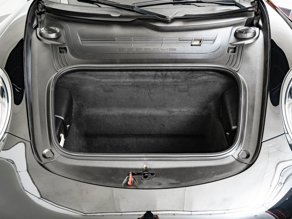 Used 2013 Porsche 911 Carrera 4S image 27