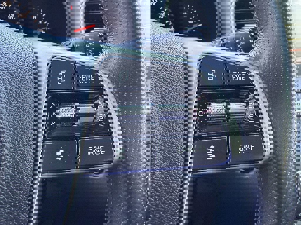 Used 2019 Kia Sorento SX w/ SX Touring Package image 32