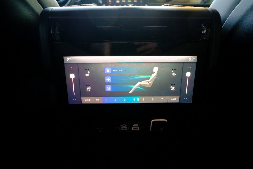 Used 2023 Jeep Grand Wagoneer L Series III w/ Rear Seat Video Group 1 image 34