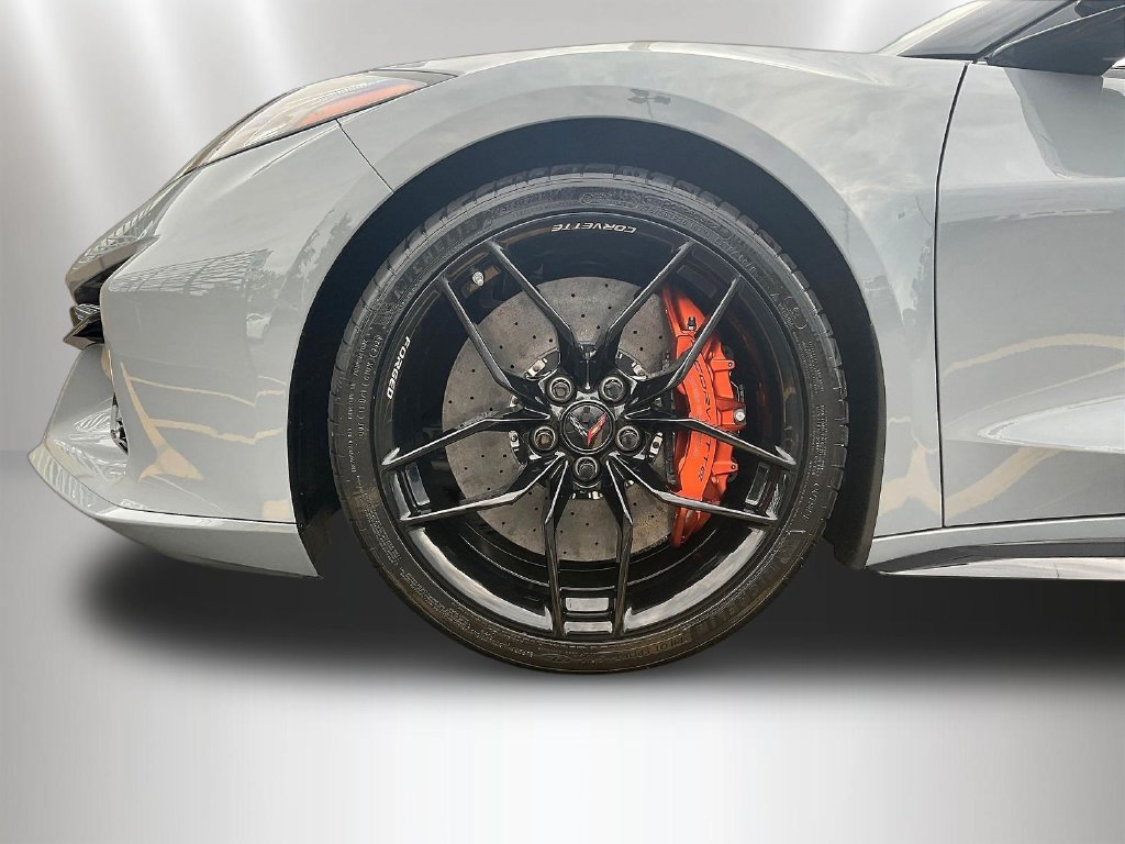 Used 2025 Chevrolet Corvette Z06 RWD image 28