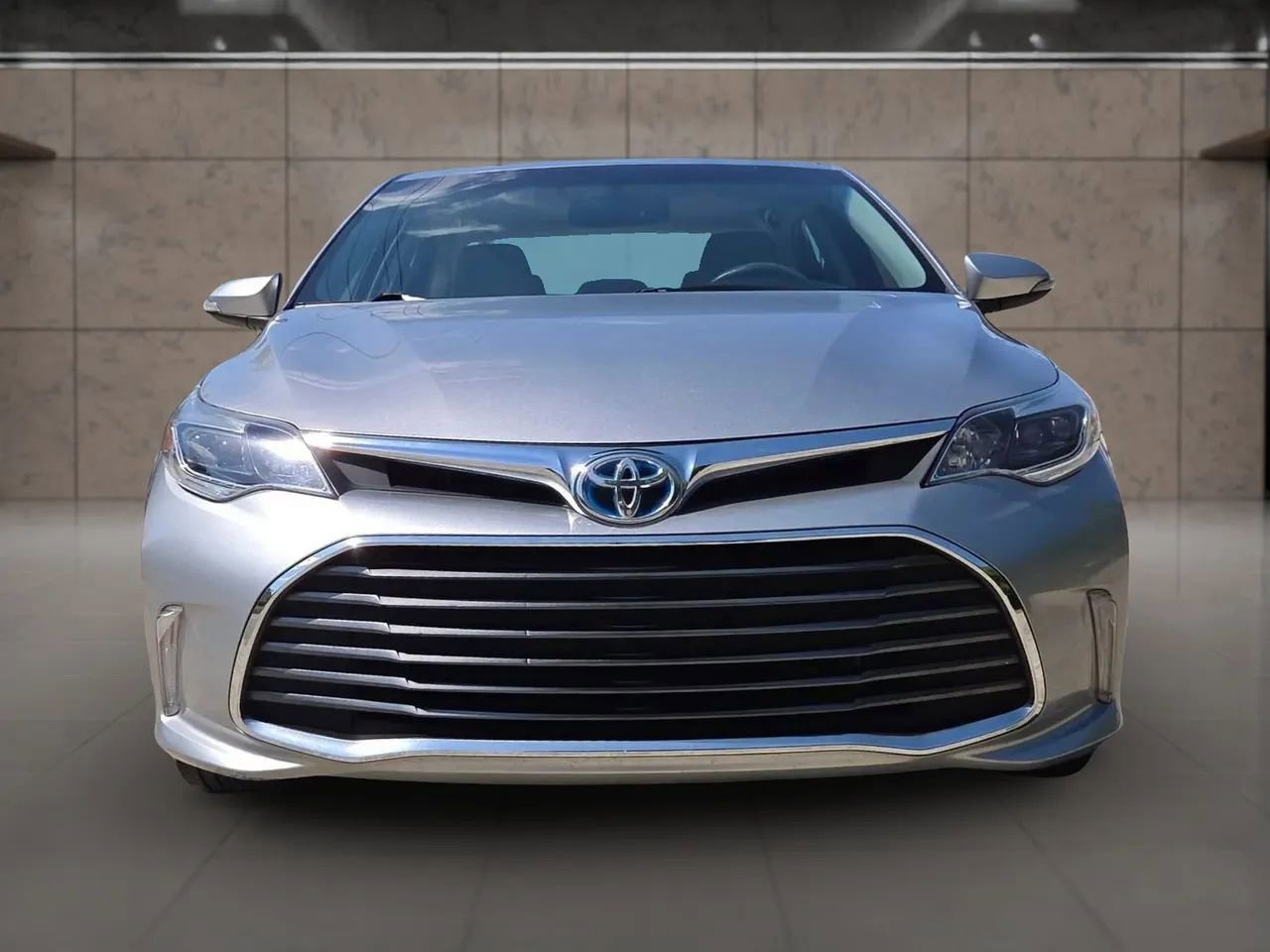 Used 2016 Toyota Avalon XLE Premium FWD image 4