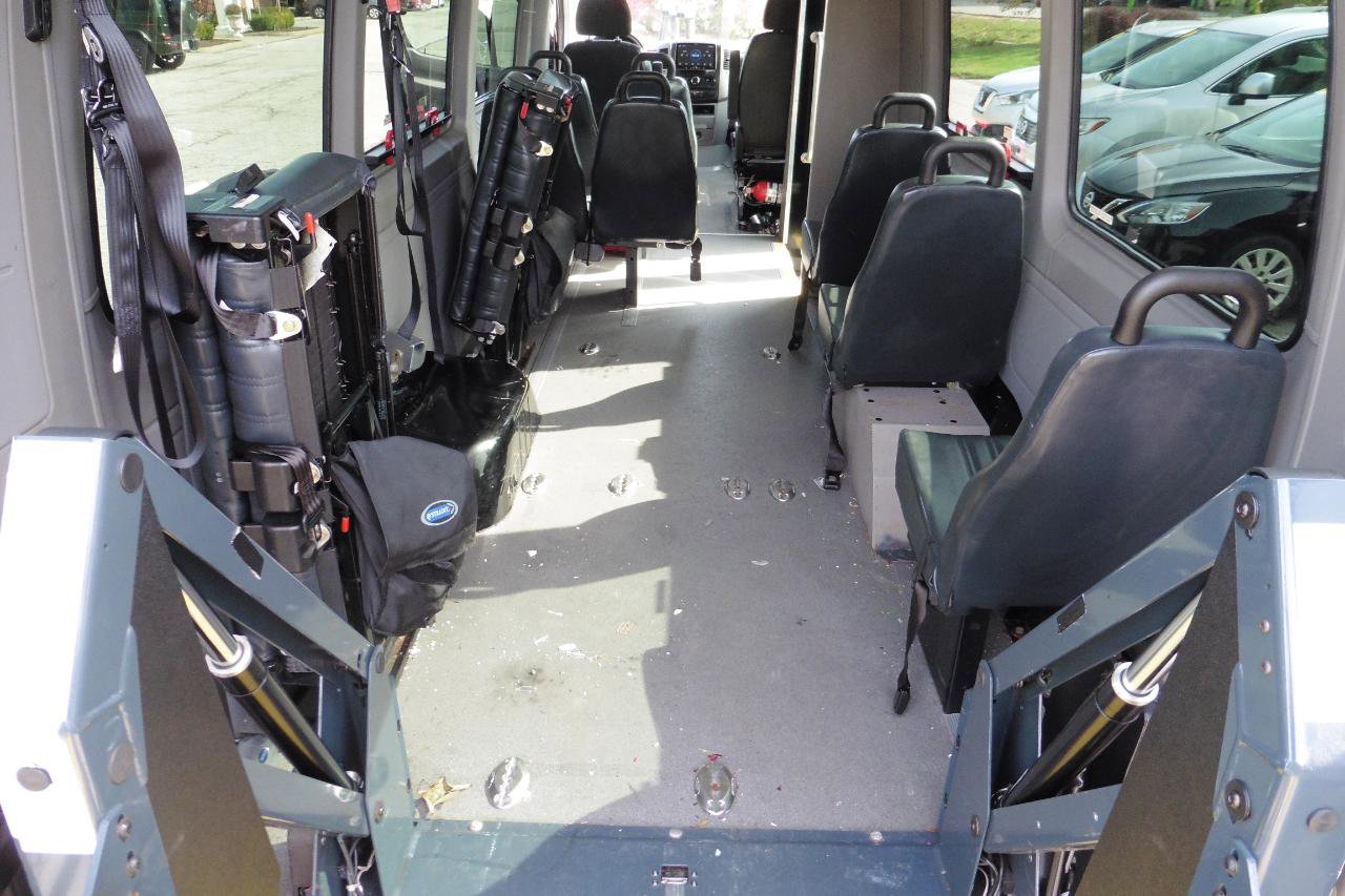 Used 2012 Mercedes-Benz Sprinter 3500 image 36