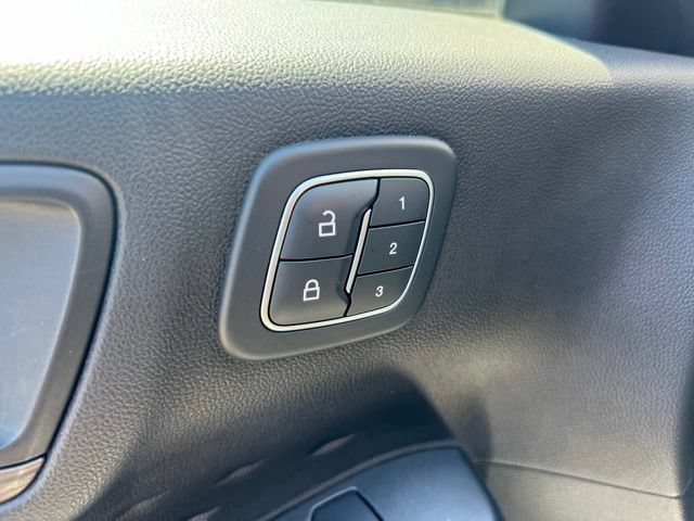 Certified 2020 Ford Escape Titanium AWD/4WD image 8