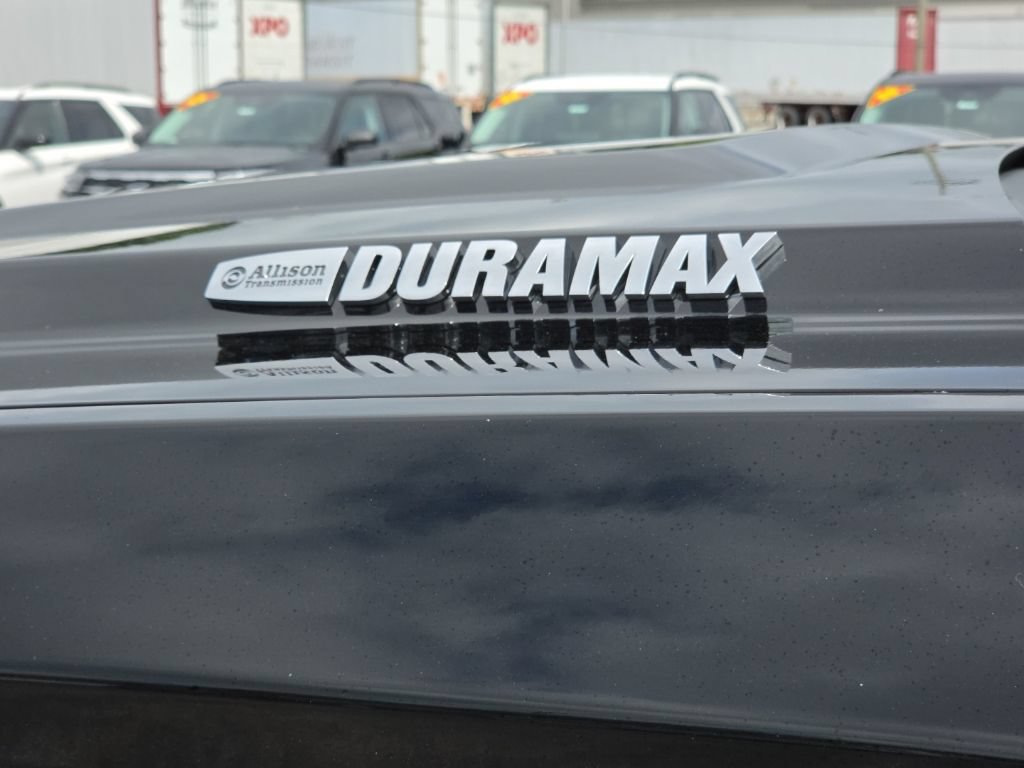 Used 2019 GMC Sierra 2500 Denali w/ Duramax Plus Package AWD/4WD image 11