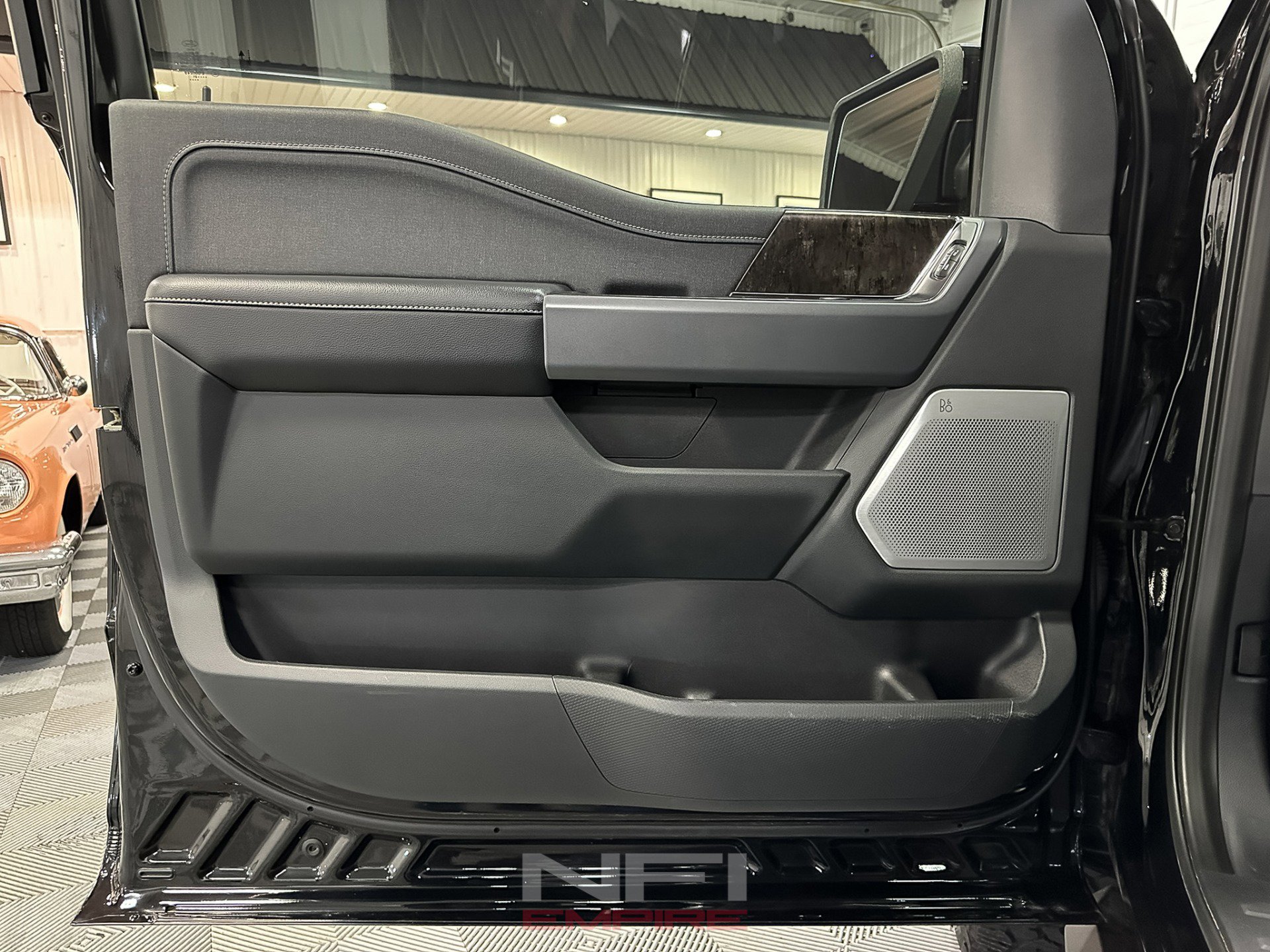 Used 2021 Ford F150 Lariat w/ Equipment Group 502A High image 37