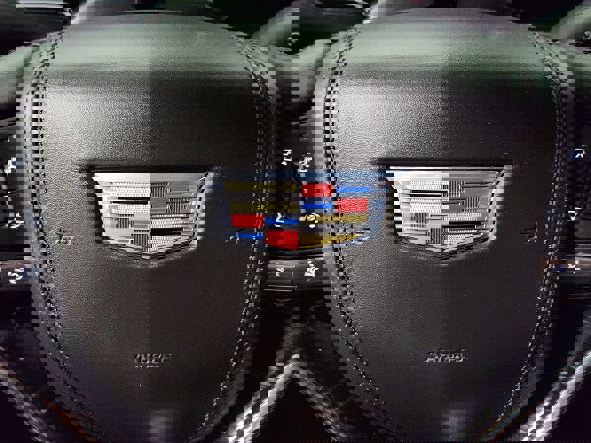 Used 2023 Cadillac Escalade ESV V image 52