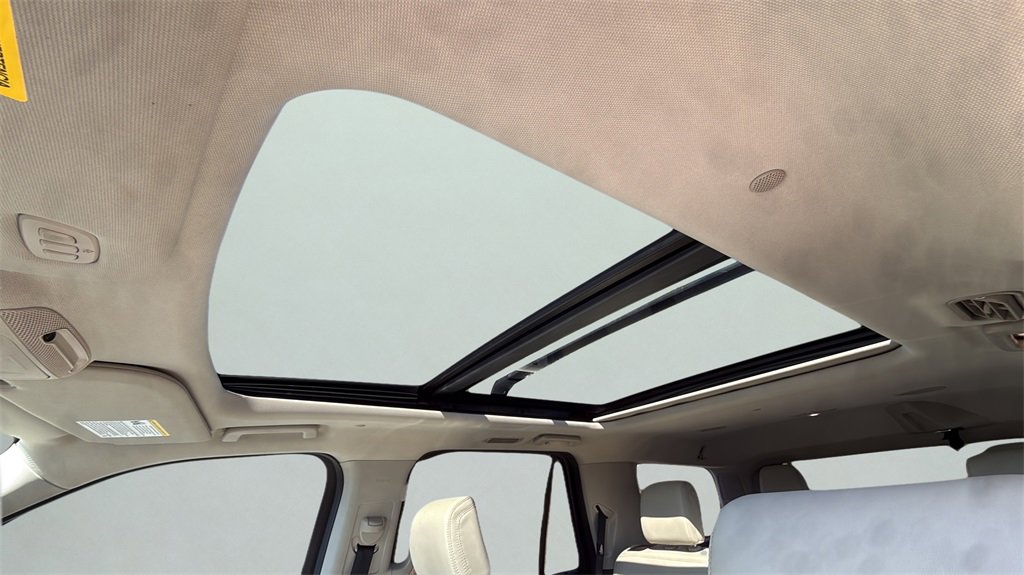 Used 2021 Ford Expedition Platinum image 11