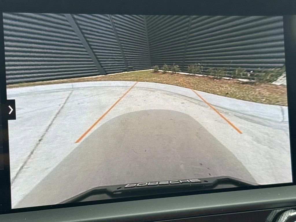 Certified 2025 Porsche Macan image 28