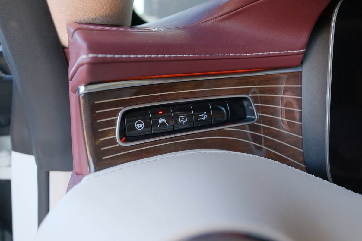 Used 2019 Mercedes-Benz S 560 Sedan image 14
