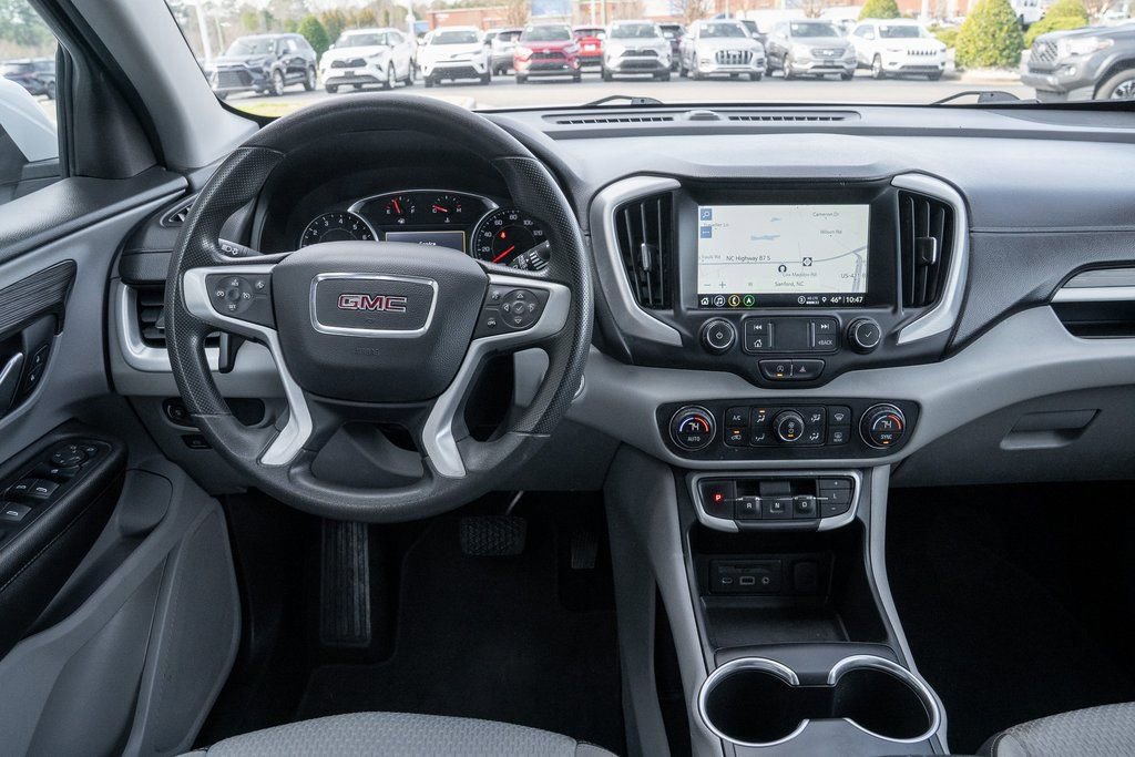 Used 2022 GMC Terrain SLE w/ Driver Convenience Package image 6