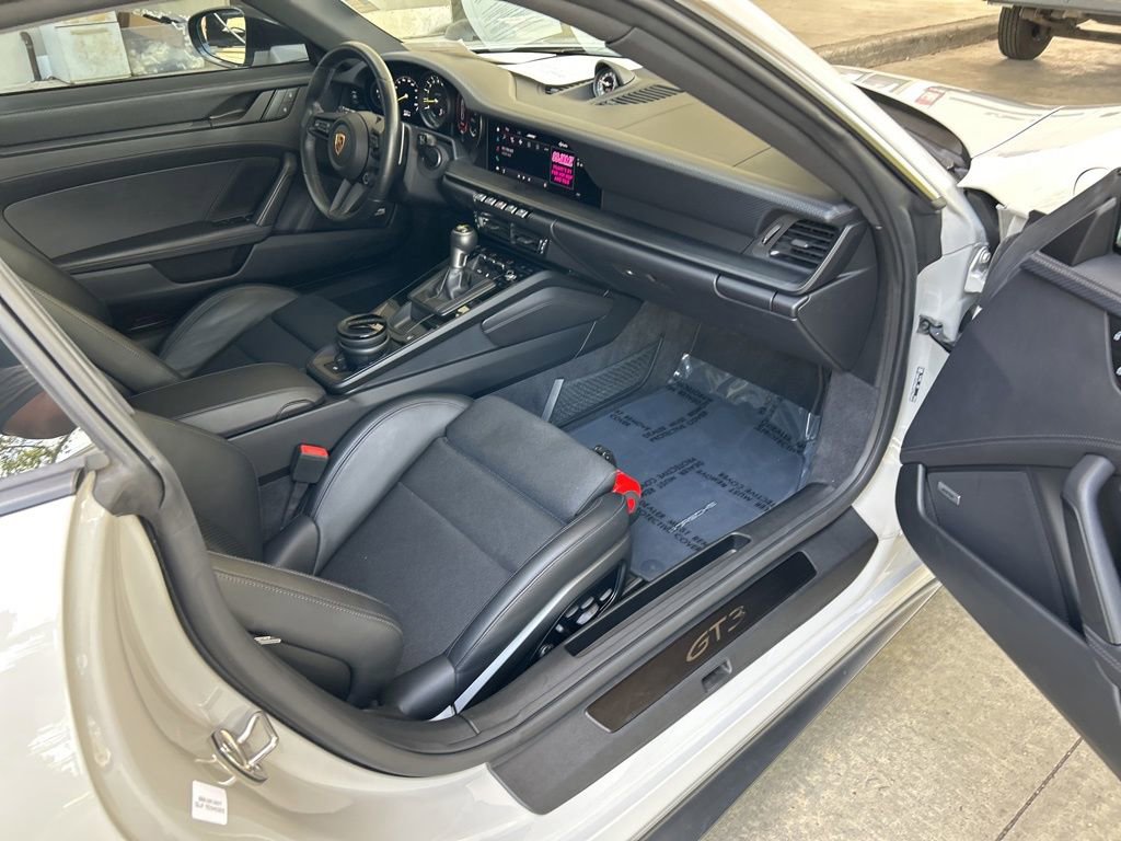 Used 2022 Porsche 911 GT3 image 27