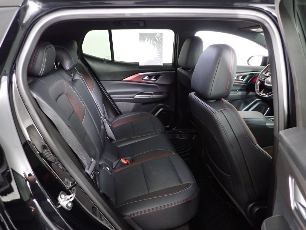 Used 2024 Chevrolet Equinox EV RS FWD image 36