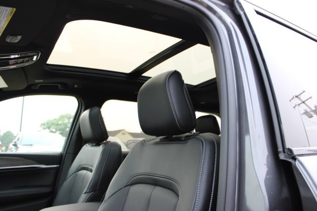 New 2026 Jeep Grand Cherokee Limited AWD/4WD image 31