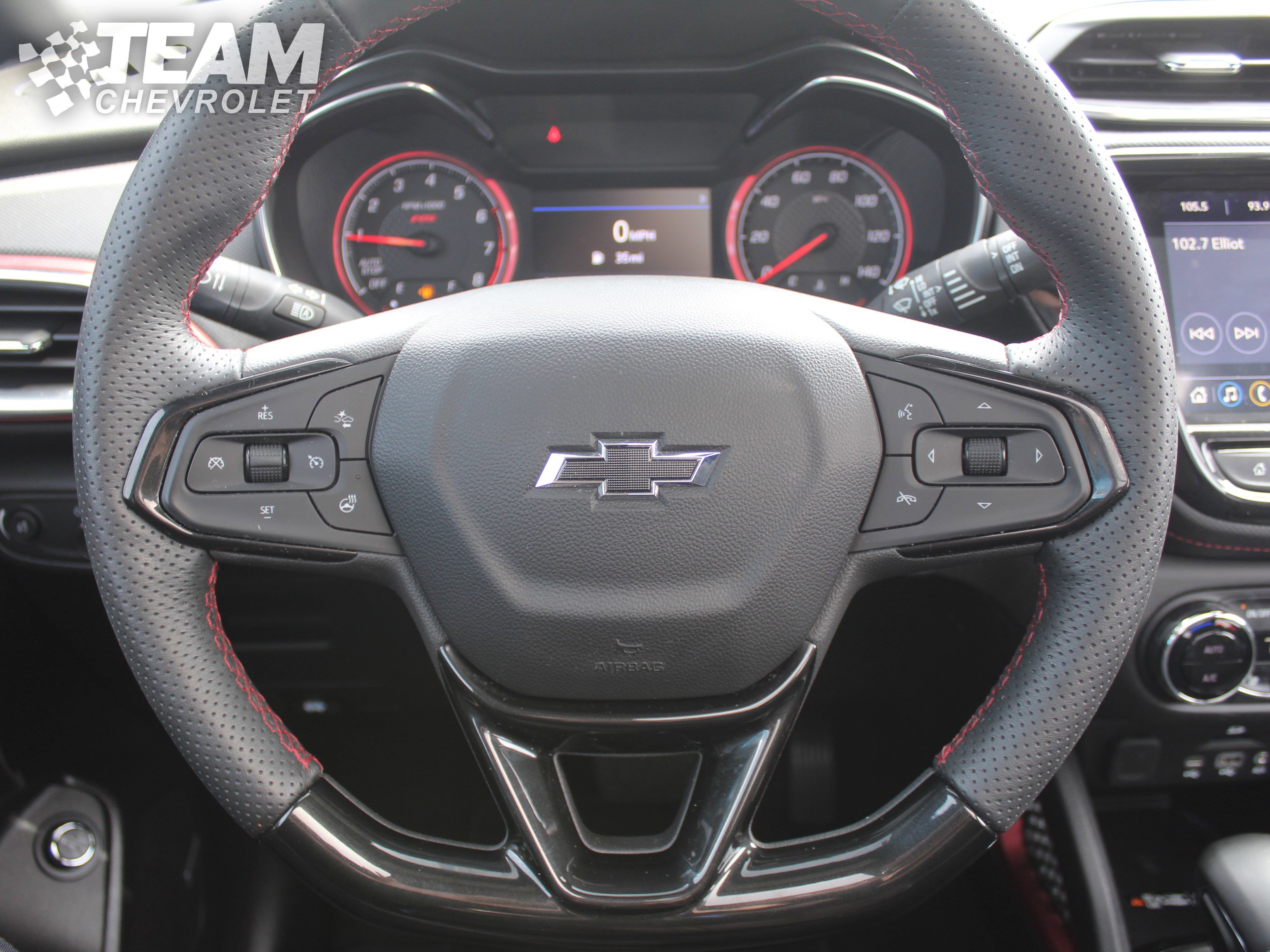 Used 2023 Chevrolet TrailBlazer RS w/ Sun and Liftgate Package image 14