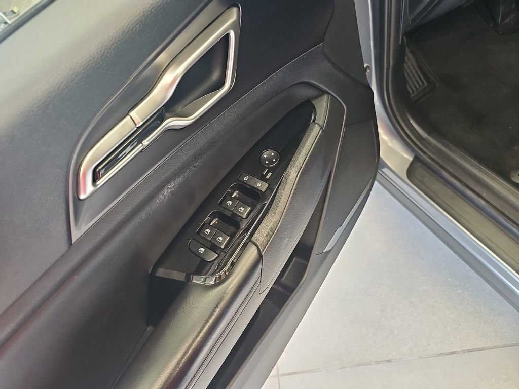 Certified 2023 Kia Sportage EX FWD image 17