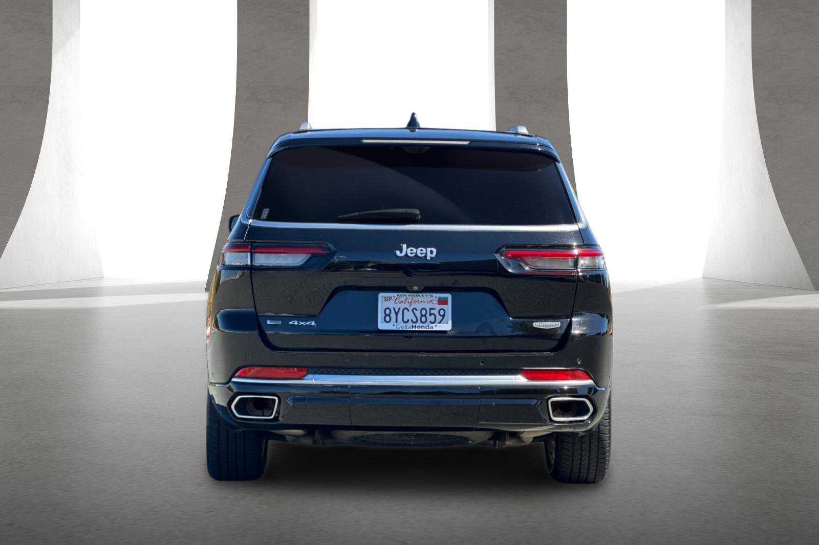 Used 2021 Jeep Grand Cherokee L Summit w/ Advanced Protech Group IV AWD/4WD image 5