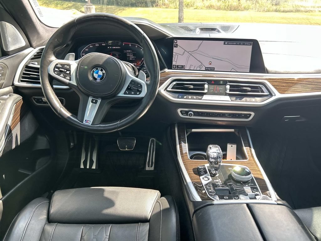 Used 2021 BMW X7 M50i AWD/4WD image 23