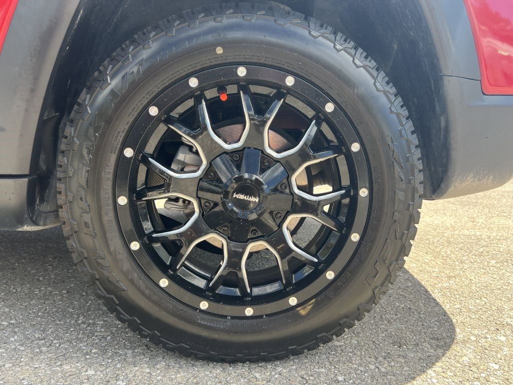 Used 2019 Jeep Compass Latitude w/ Popular Equipment Group image 18