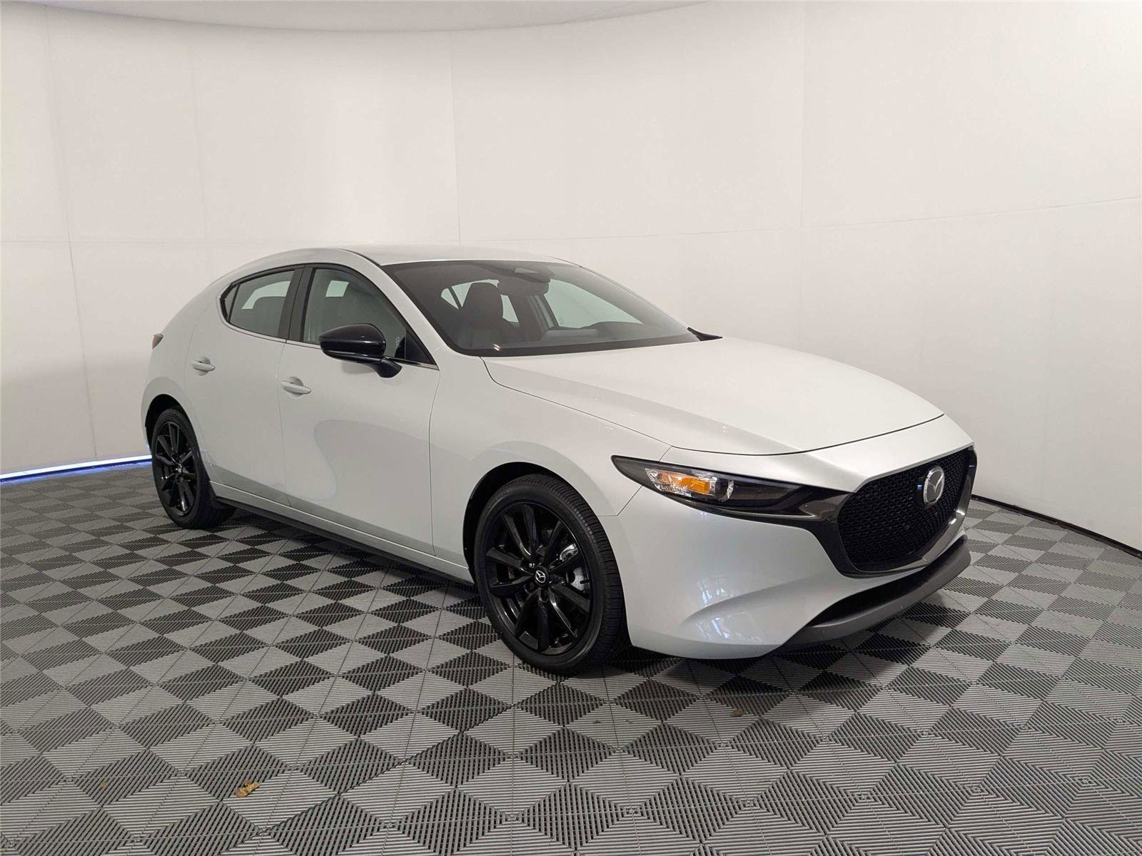 Used 2025 MAZDA MAZDA3 s Sport FWD image 4