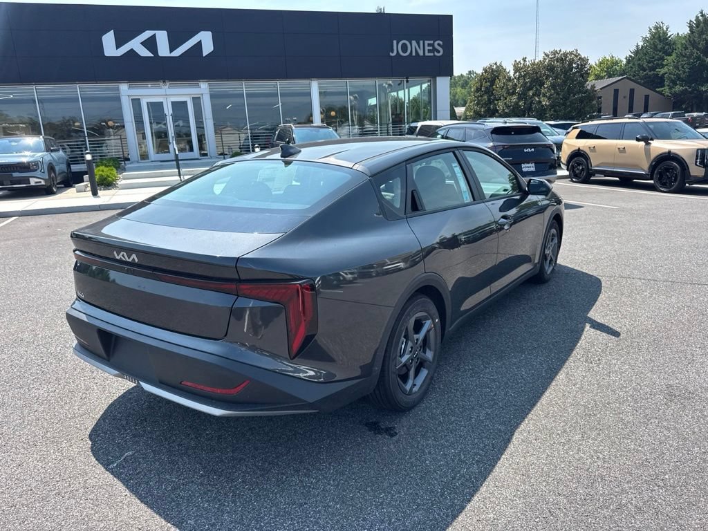 New 2026 Kia K4 FWD image 5