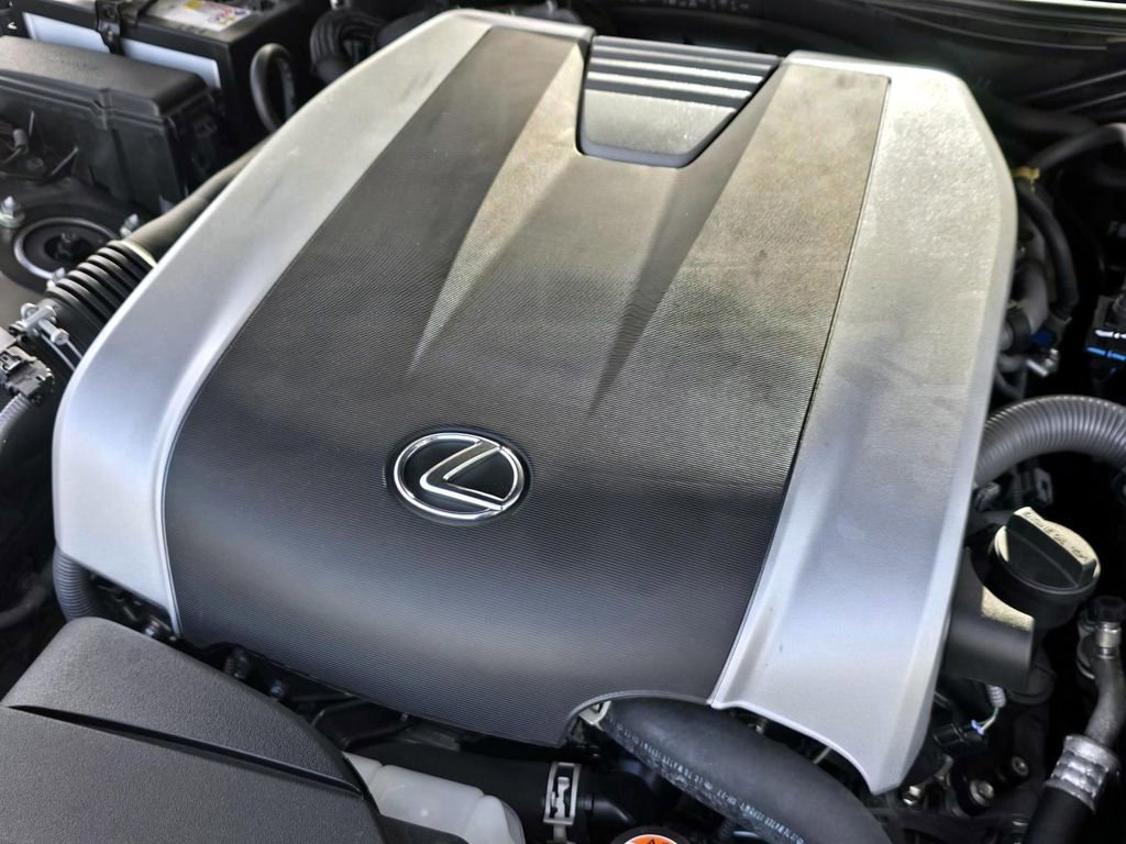 Used 2022 Lexus IS 350 F Sport image 11