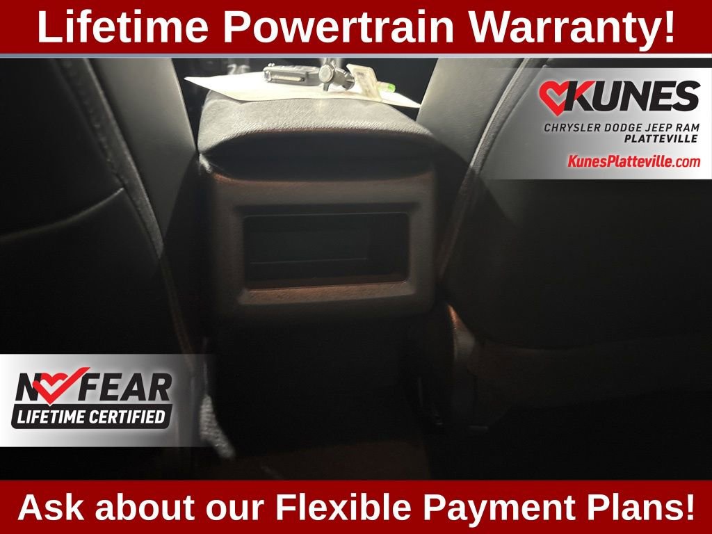 Used 2024 Toyota Camry SE image 17