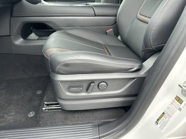 New 2026 Nissan Armada SL image 27