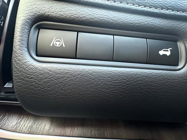 New 2026 Nissan Armada SL image 36