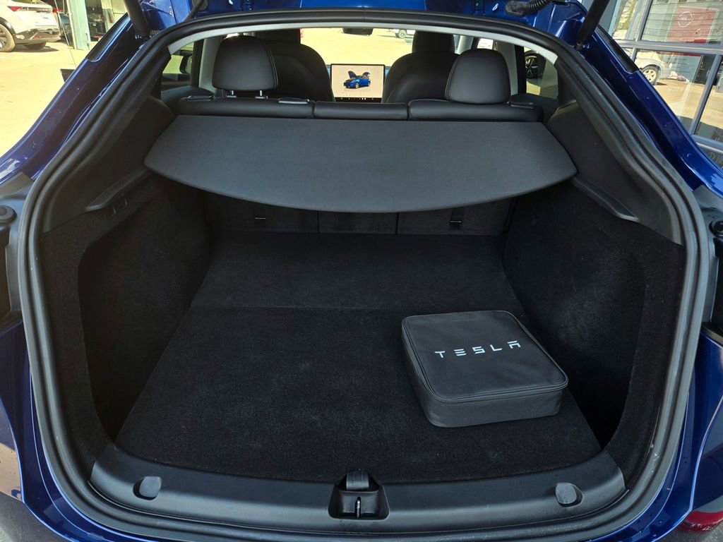 Used 2023 Tesla Model Y Long Range image 23