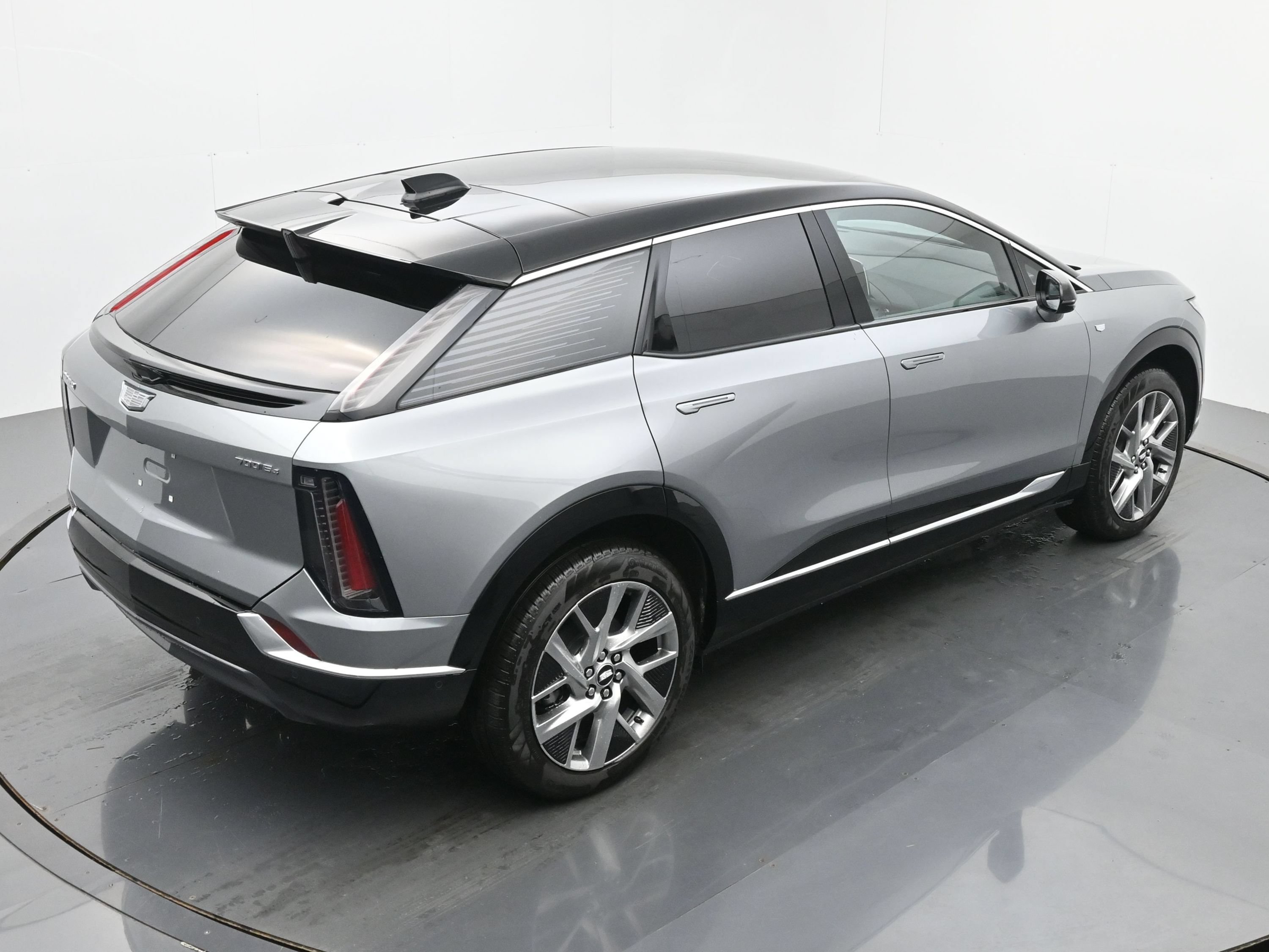 New 2026 Cadillac Optiq Luxury 1 AWD/4WD image 27