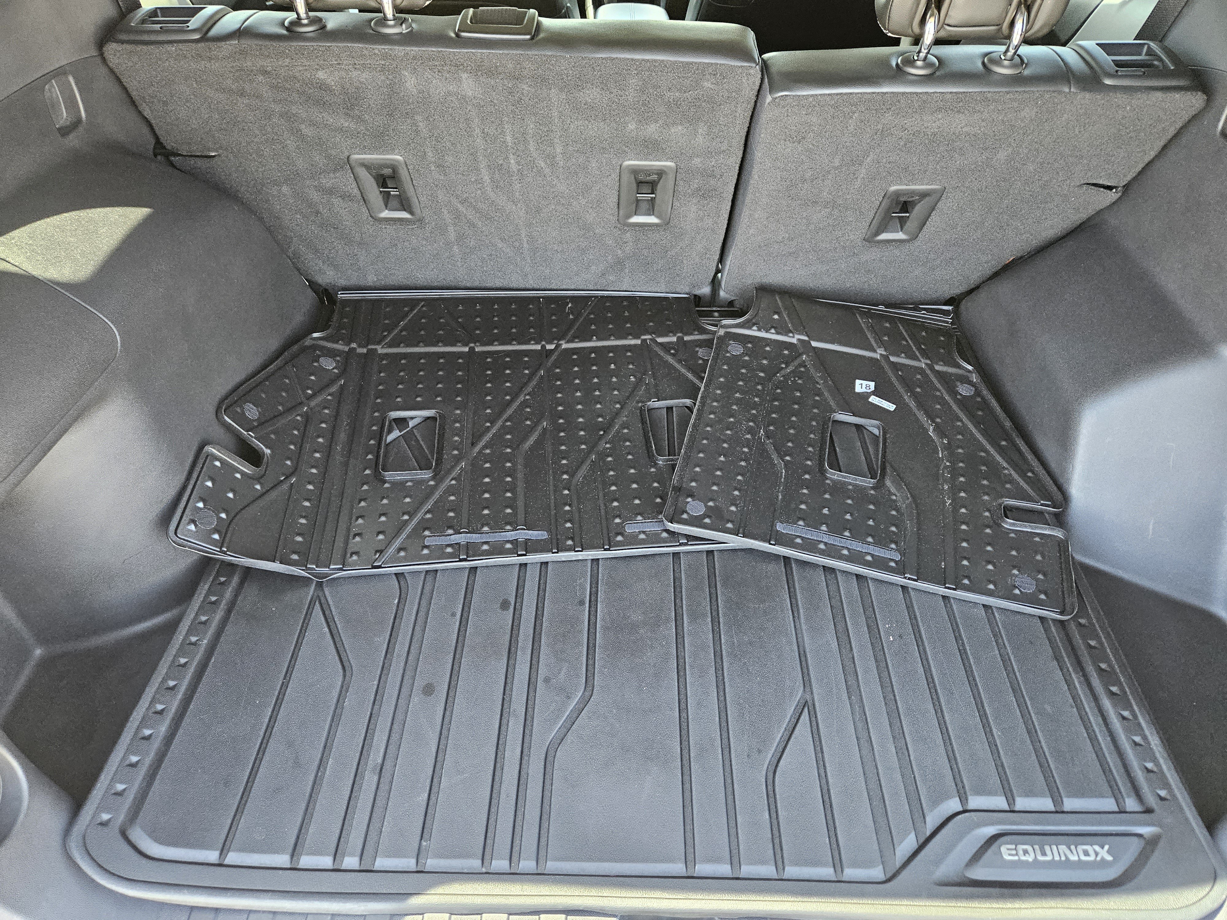 Used 2020 Chevrolet Equinox Premier FWD image 31
