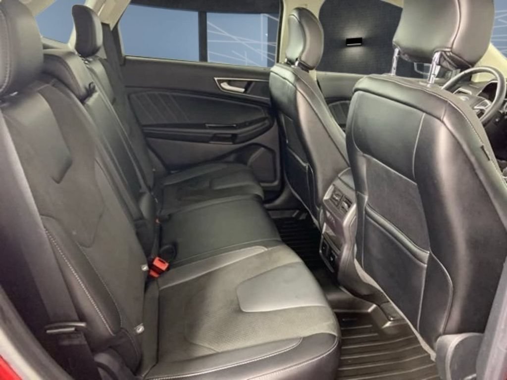 Used 2018 Ford Edge Sport w/ Equipment Group 401A AWD/4WD image 13