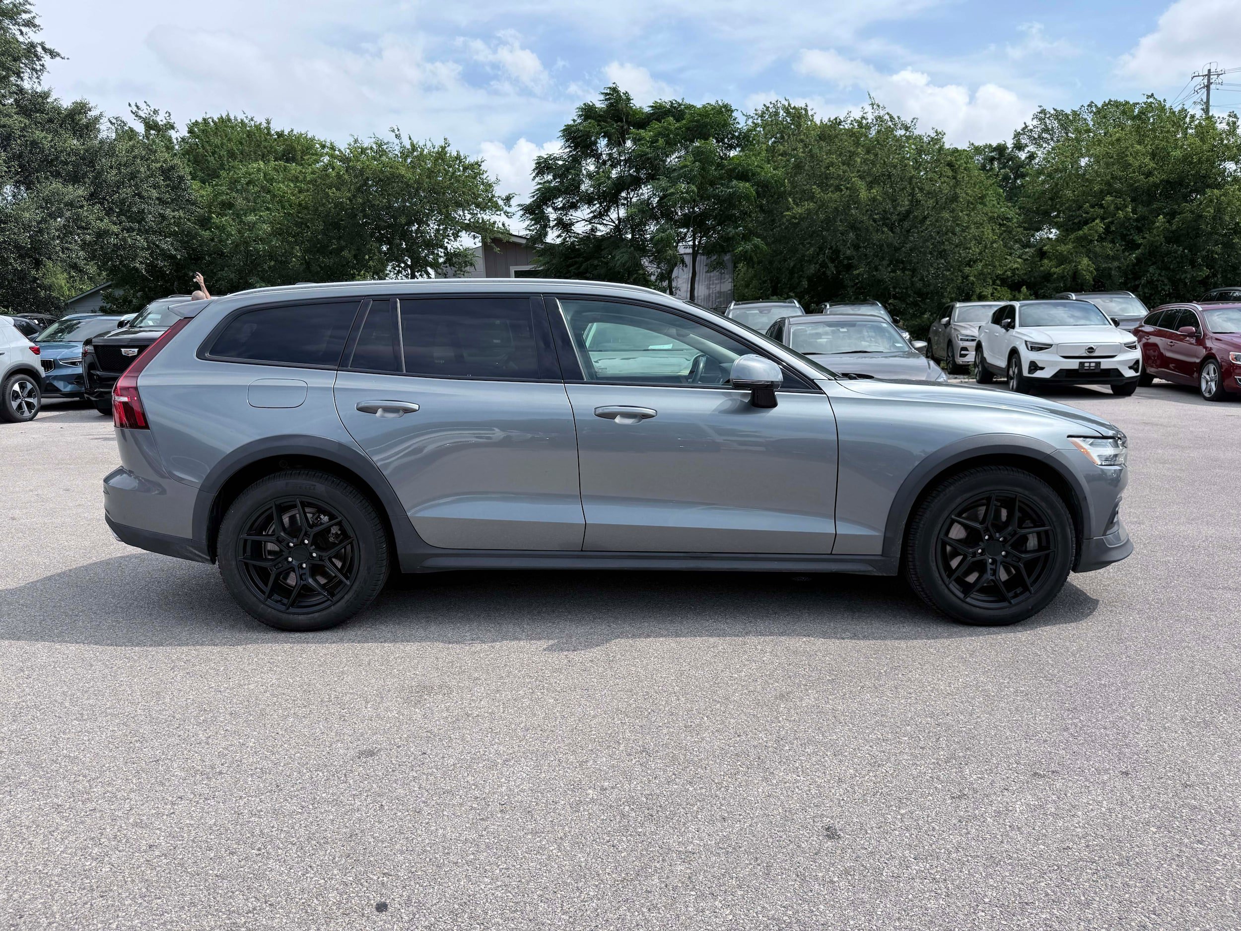 Used 2021 Volvo V60 T5 Cross Country w/ Climate Package AWD/4WD image 6