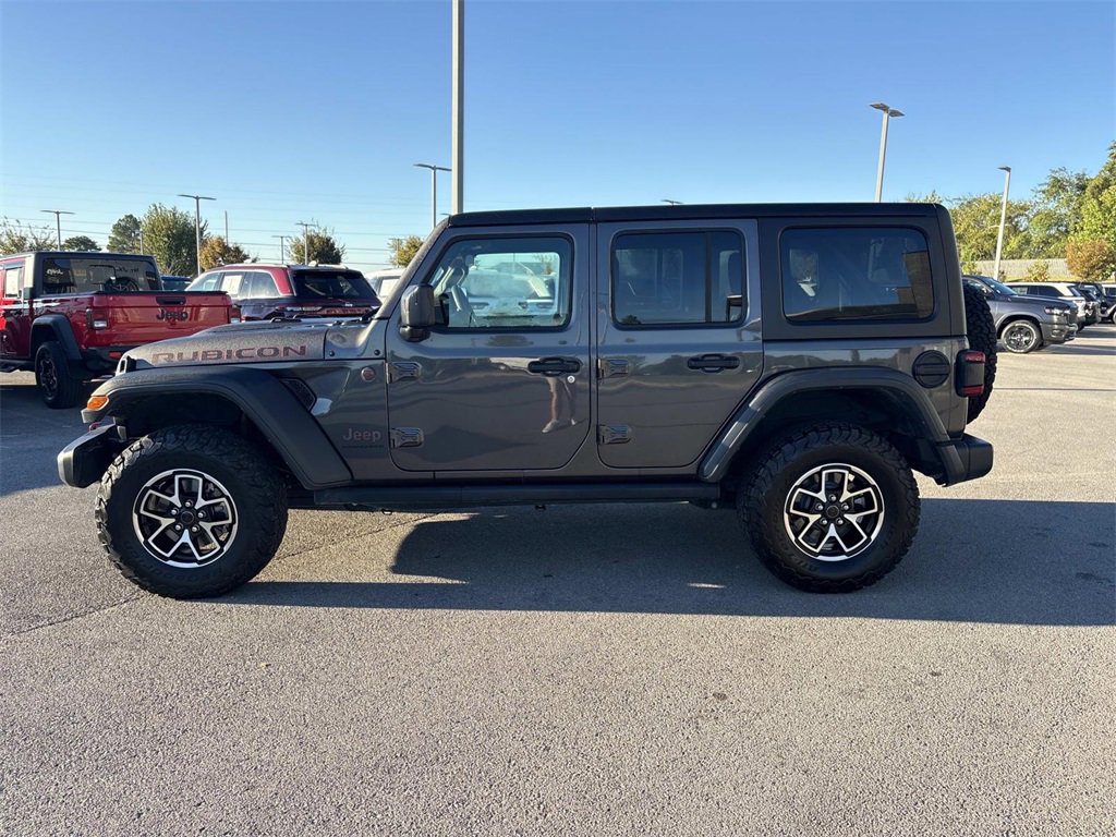 Used 2024 Jeep Wrangler Unlimited Rubicon image 5