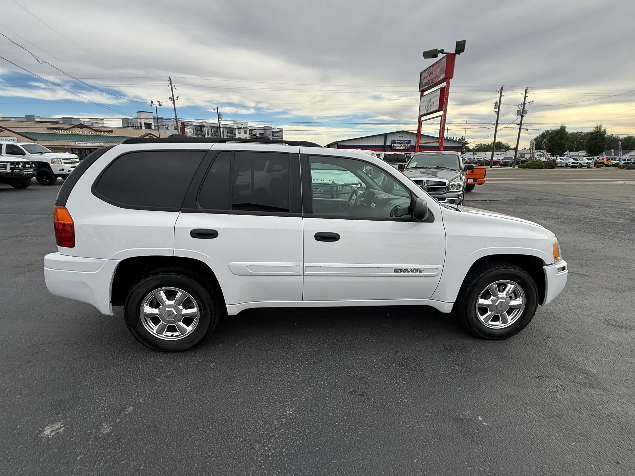 Used 2003 GMC Envoy SLE AWD/4WD image 6