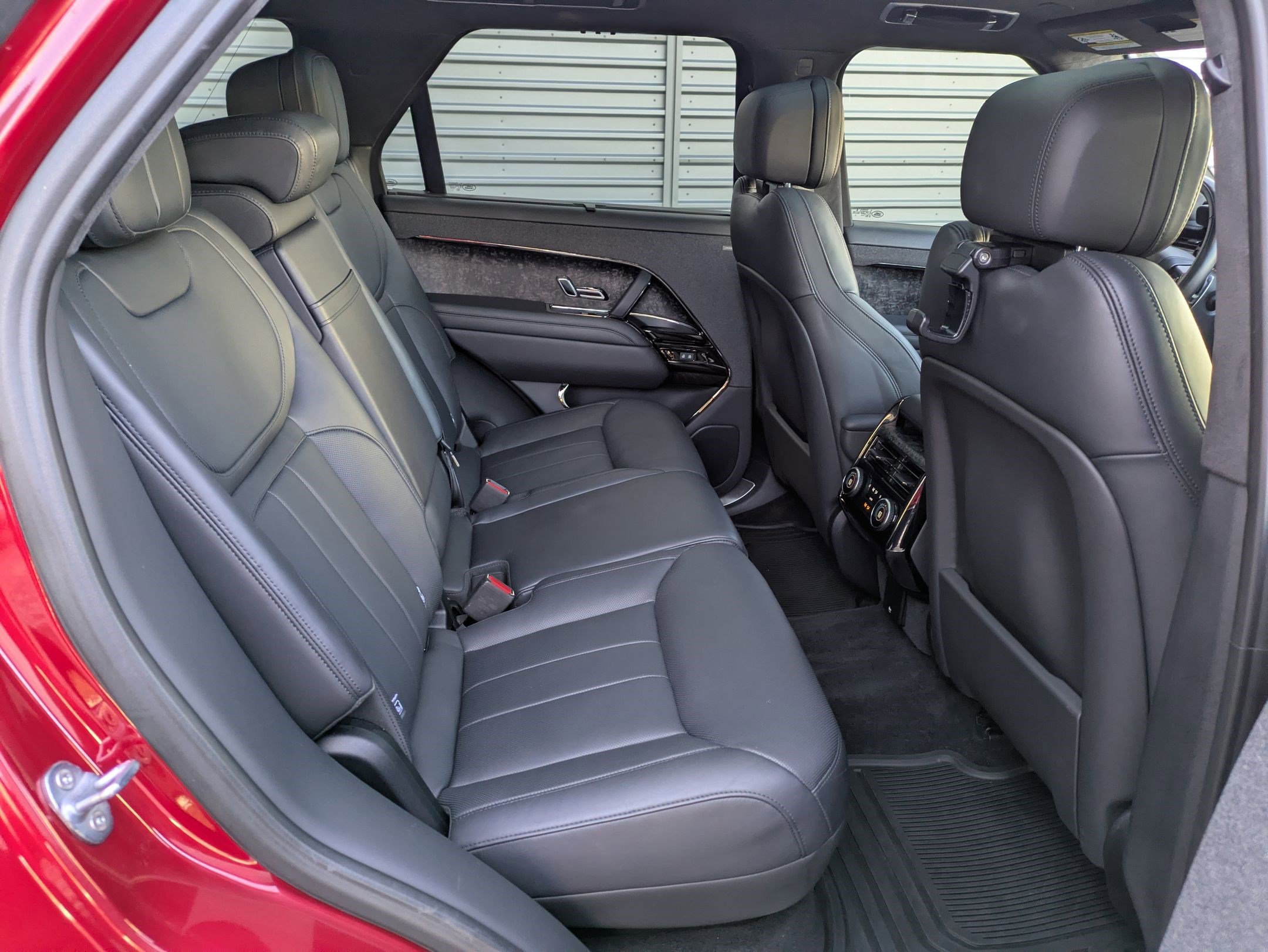 Used 2023 Land Rover Range Rover Sport First Edition image 32