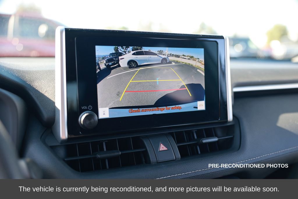 Used 2024 Toyota RAV4 LE image 17