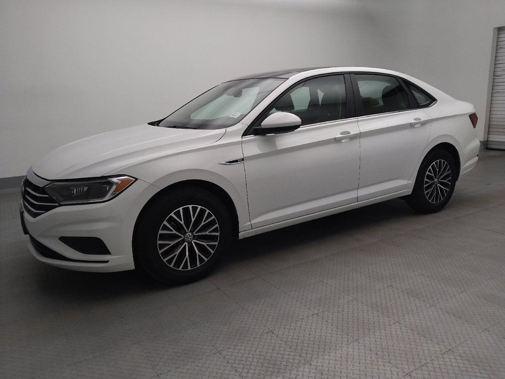 Used 2019 Volkswagen Jetta SEL FWD image 2