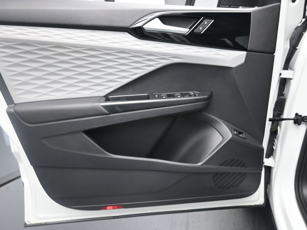 Used 2022 Volkswagen Taos S image 21