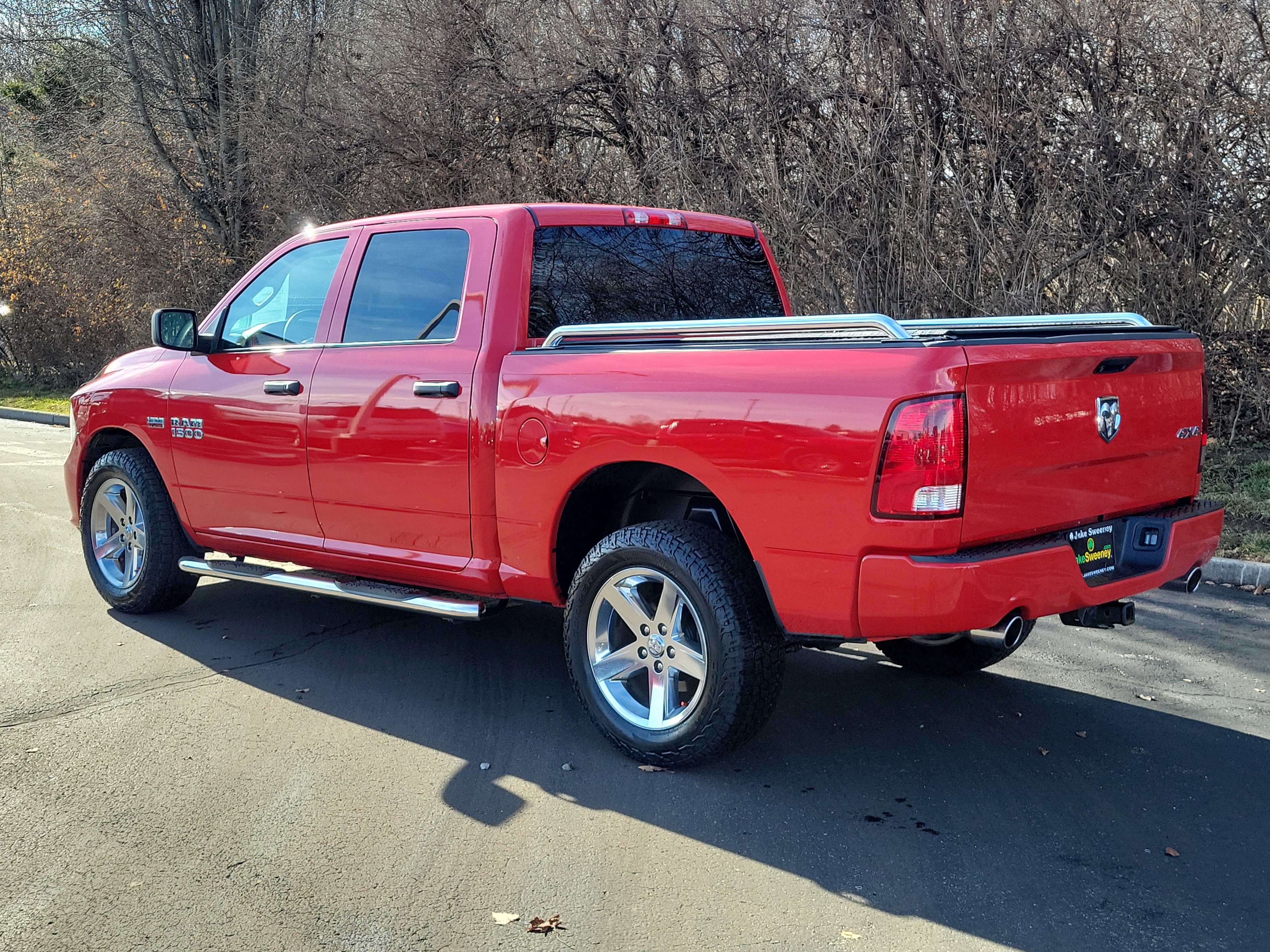 Used 2016 RAM 1500 Express image 3