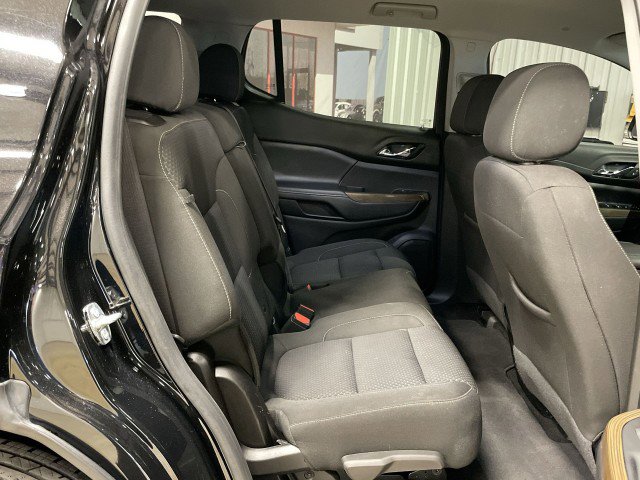 Used 2023 GMC Acadia SLE image 27