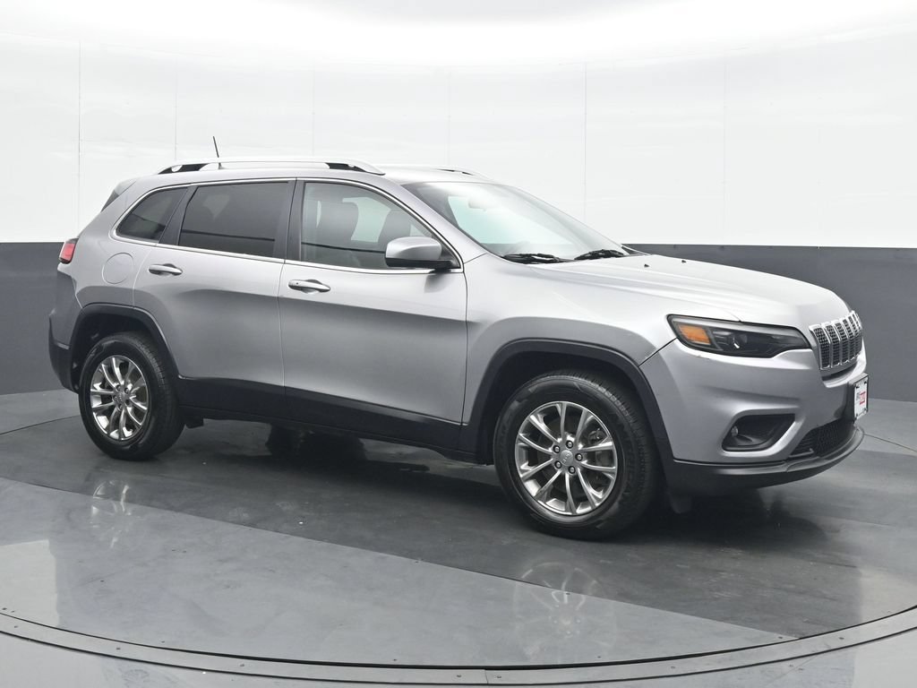 Used 2019 Jeep Cherokee Latitude Plus AWD/4WD image 8