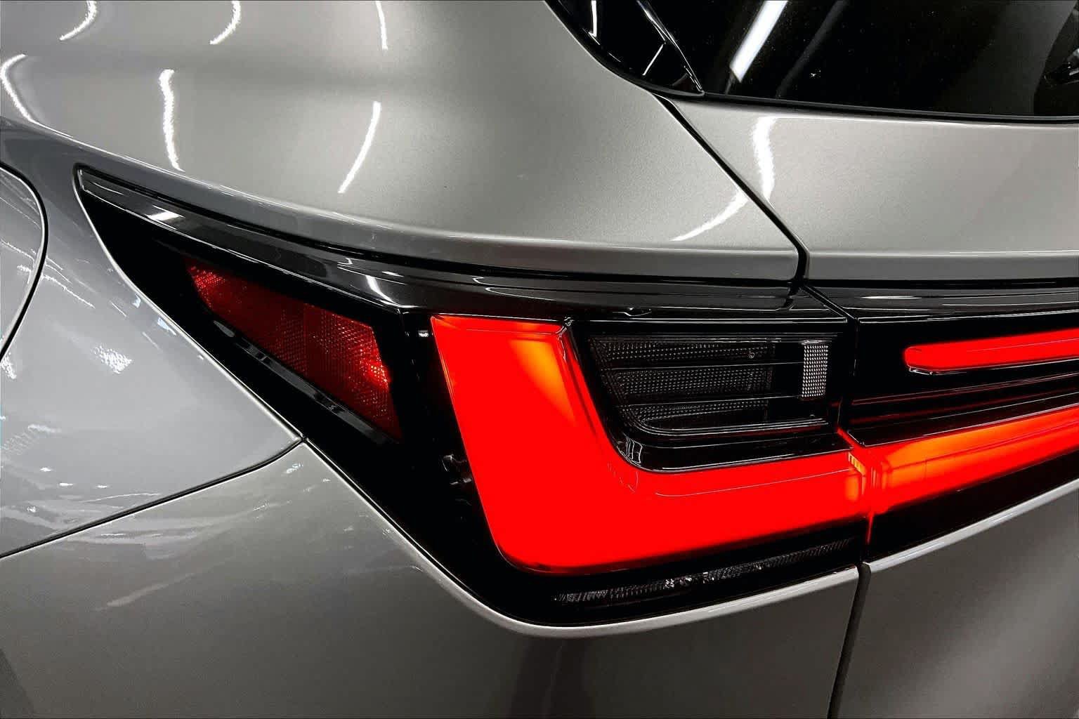 Used 2026 Lexus NX 450h+ AWD w/ Accessory Package (Z2) image 29