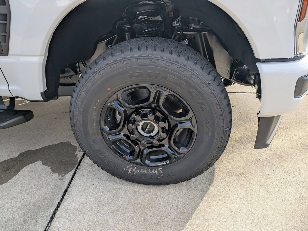 New 2026 Ford F250 XL w/ STX Appearance Package AWD/4WD image 9