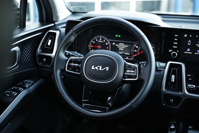 Used 2022 Kia Sorento S image 27
